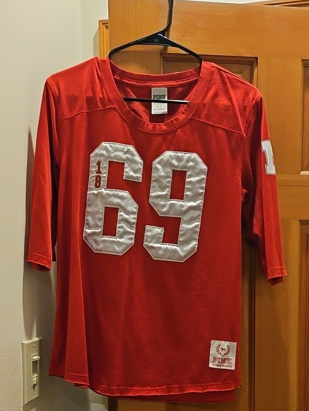 PINK Victoria's Secret Red 3/4 Sleeve Tee with White Number 69. So Comfy! GBR